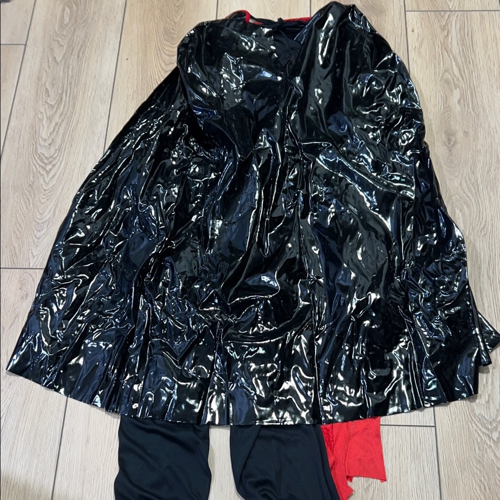 EUC - Rubie's El Bandido Deluxe Adult Costume - Black and Red - Picture 11 of 16
